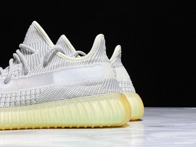 Non-Reflective V2 Yeshaya Yeezy Boost Adidas FX4348 350 0717